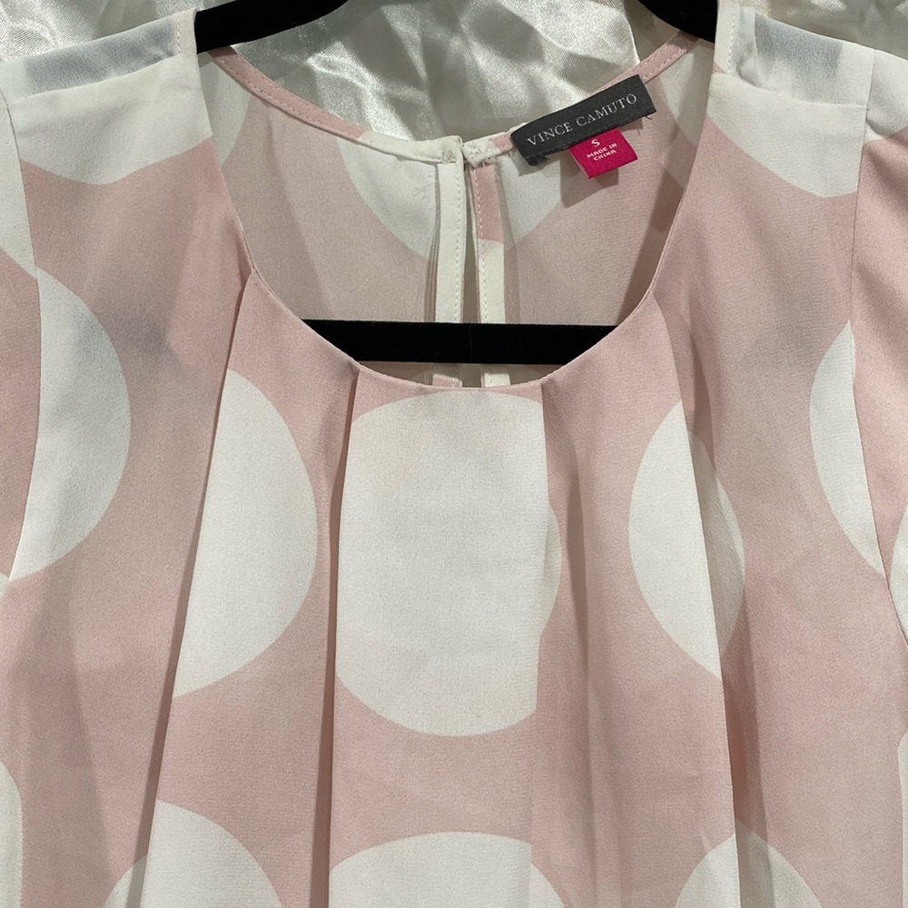 Vince Camuto Blush and White Circle Pattern Blouse